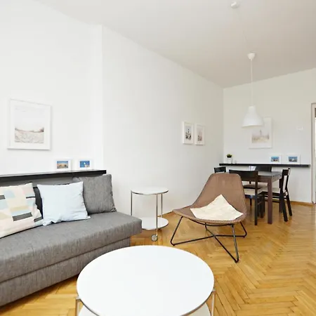 Apartment Przytulny 3city Z Balkonem W Gdyni By Renters