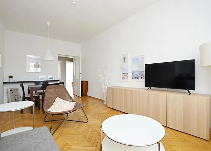 Przytulny 3city Z Balkonem W Gdyni By Renters *